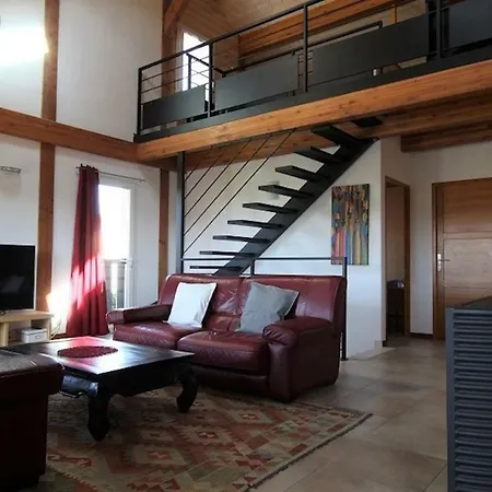 بيت للعطل De Crouzillac Tence